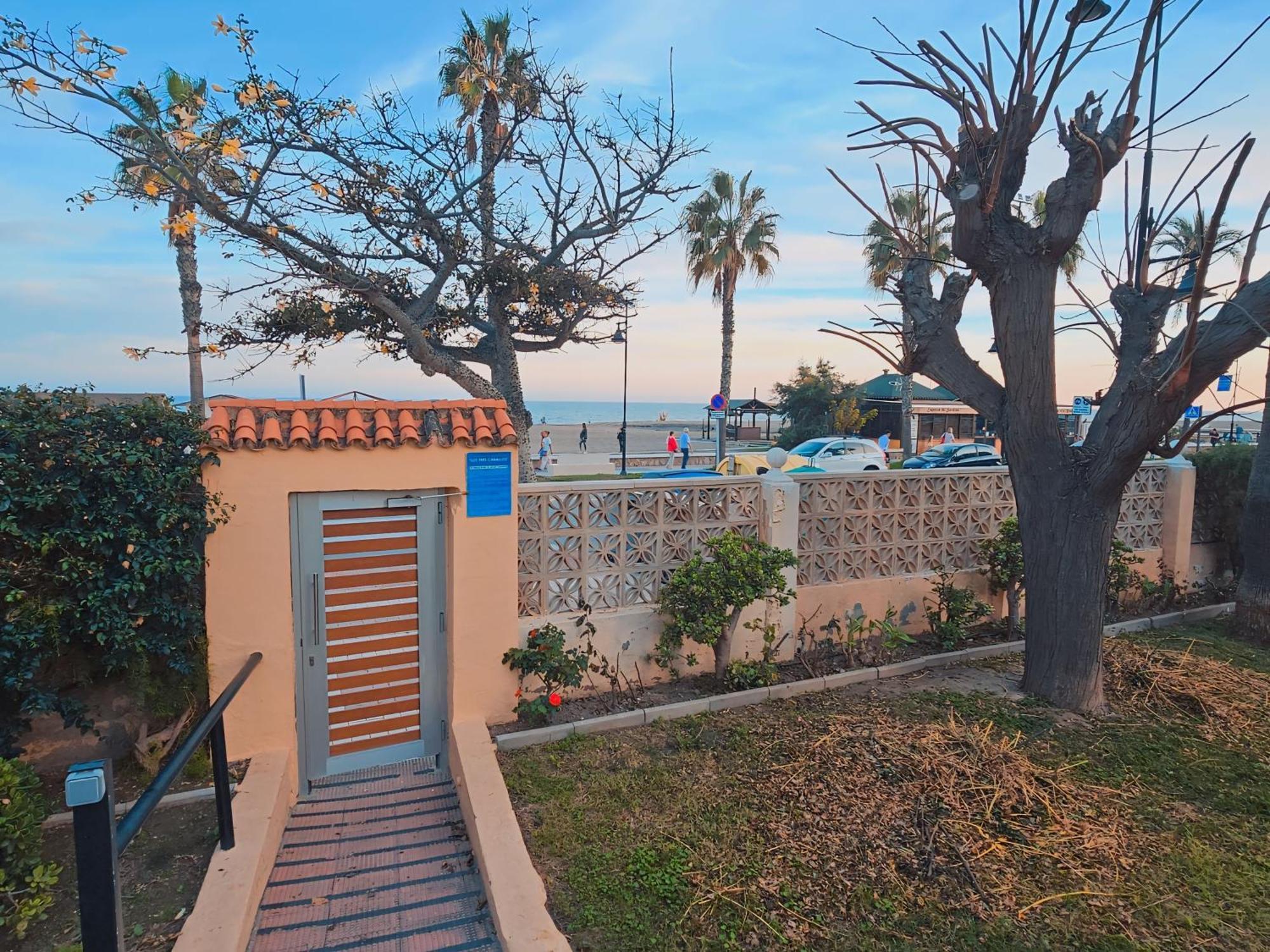 Apartamento Paseo Maritimo De Playamar Torremolinos Exteriör bild